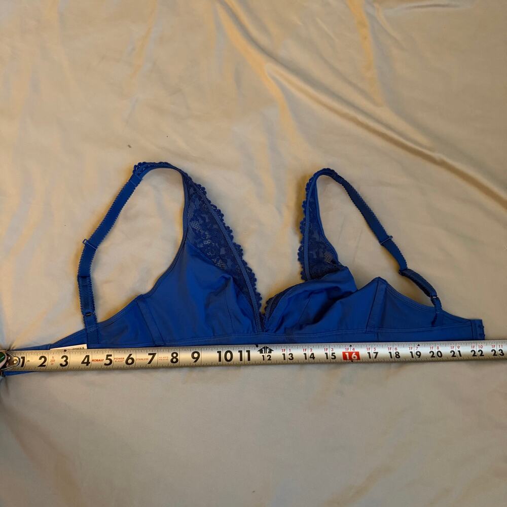 Wacoal Royal Blue, Lace Trim, Deep Plunge, Bralette- 34 - Picture 9 of 9